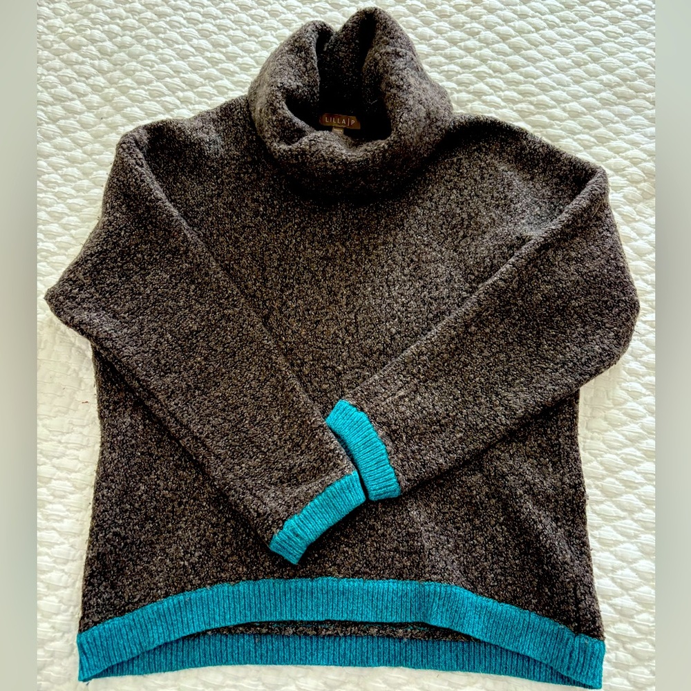 Lilla P Easy Boucle turtleneck, small gray brown soft marled yarn